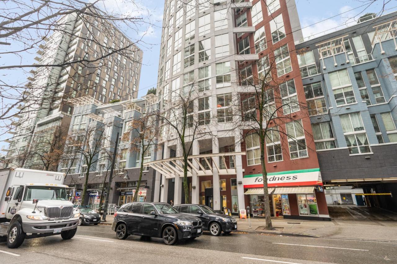 Rare Find Loft With Full Kitchen At Heart Of Downtown Daire Vancouver Dış mekan fotoğraf